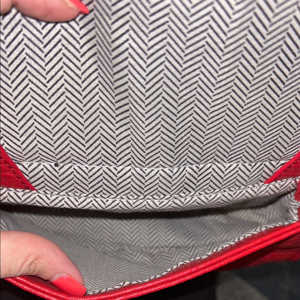 Steve Madden Vibrant Red Textured Crossbody Bag - Picture 5 of 5